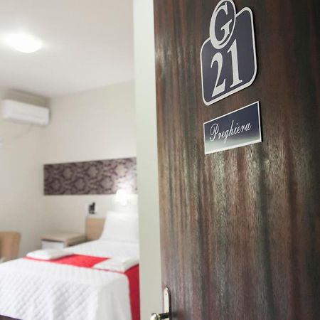 Hotel Grezelle Santa Bárbara Buitenkant foto